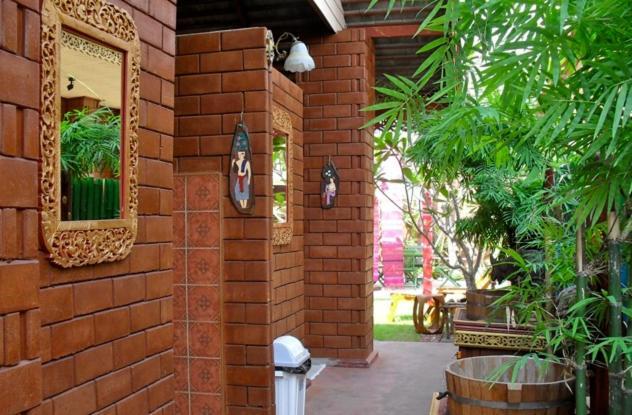 Irawadee Resort Mae Sot Exterior photo