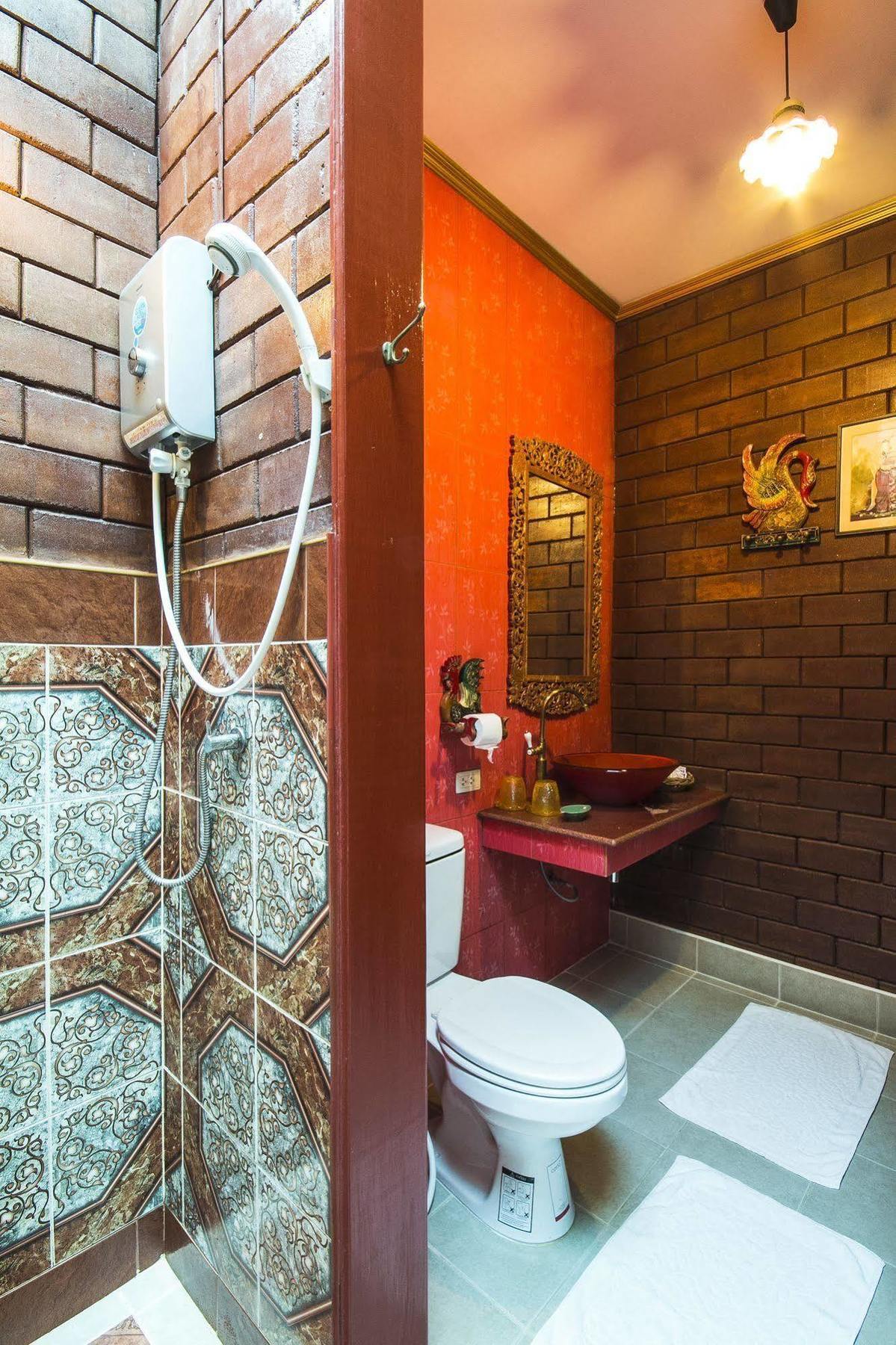 Irawadee Resort Mae Sot Exterior photo